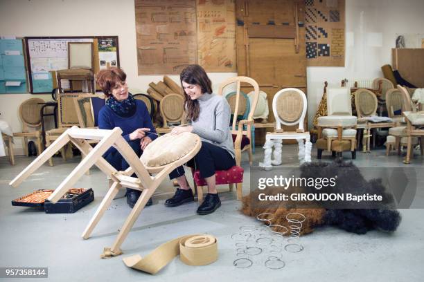 On the occasion of the draft law on the reform of apprenticeship, Paris Match has followed apprentices in different trades. Here, Léa , C.A.P....