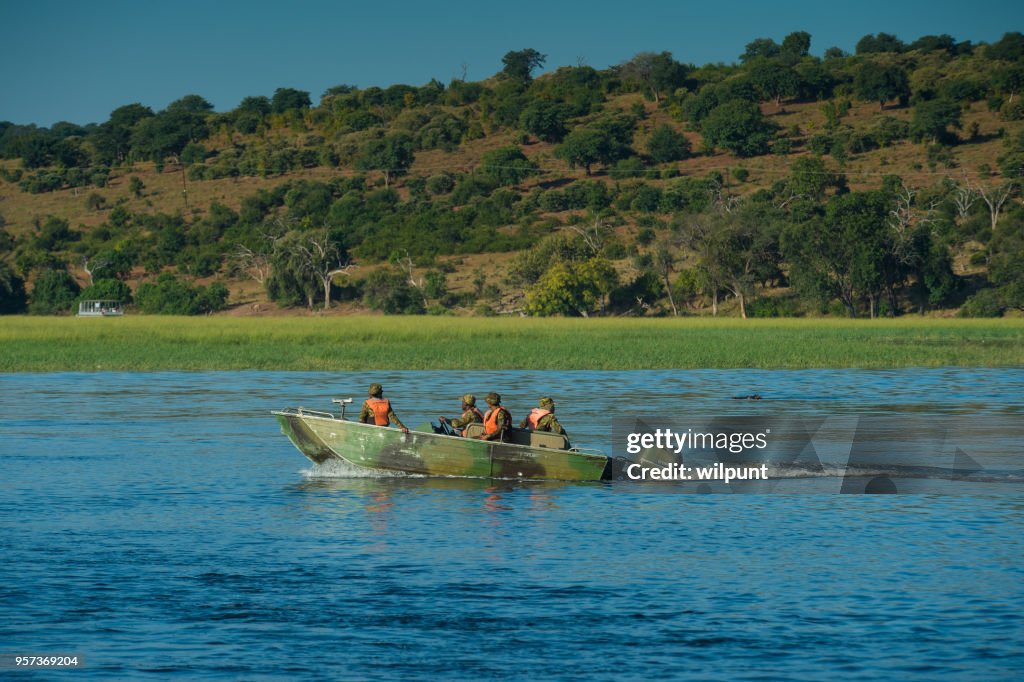 Anti-stroperij eenheid op de Chobe