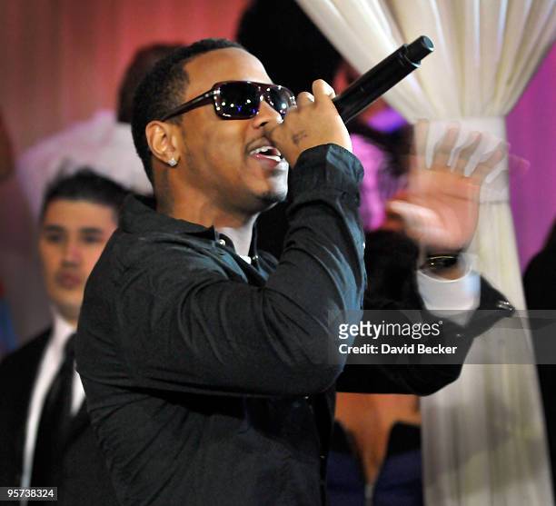 Recording artist Jeremih performs at the Pure Nightclub at Caesars Palace early January 13, 2010 in Las Vegas, Nevada.