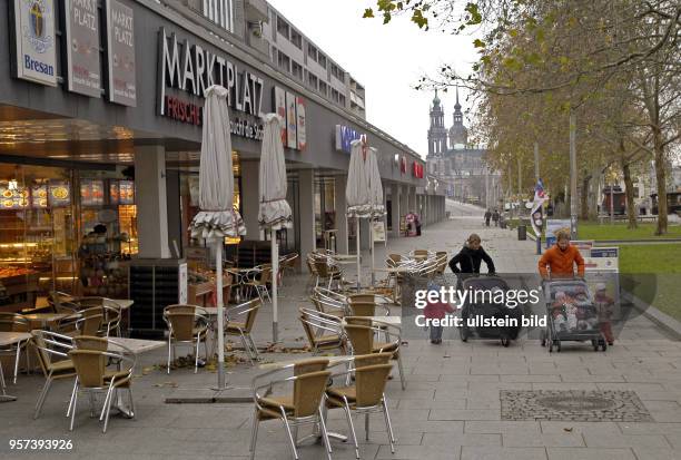 In der inneren Neustadt in Dresden, an der Hauptstraße am Neustädter Markt wurde 1975 mit dem Bau von Plattenwohnungen vom Typ WB 70 begonnen. Noch...