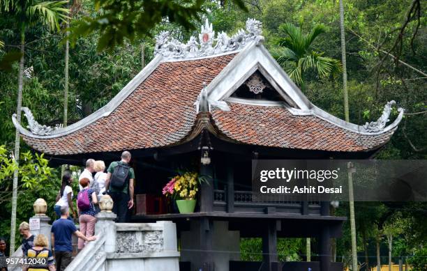 one pillar pagoda in hanoi. - one pillar pagoda vietnam stock pictures, royalty-free photos & images