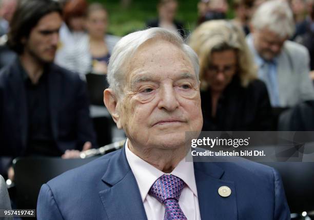 Milliardär George Soros, Deutschland, Berlin, Eröffnung des Europäischen Roma Instituts für Kunst und Kultur durch StM/AA Roth,