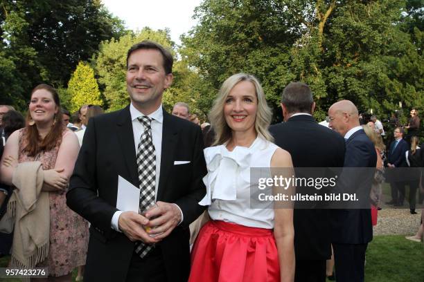 In Berlin - Queen`s Birthday Party - Regierungssprecher Steffen Seibert