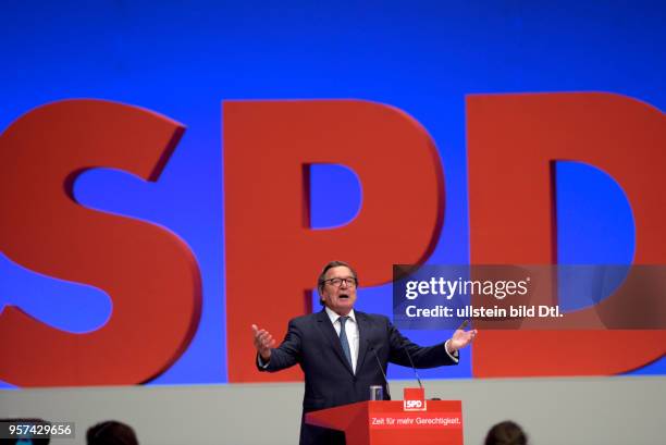 Party convention of SPD in Dortmund : Gerhard SCHROEDER