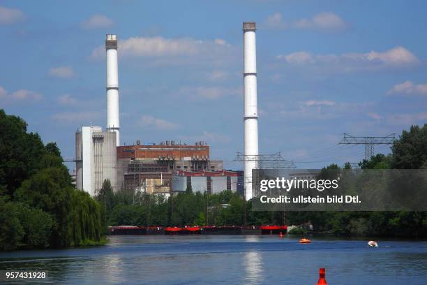 Vattenfall hat am 24.05.17 sein letztes Braunkohle- Kraftwerk in Berlin, am Rummelsburger See bzw. Spreeufer in Klingenberg abgeschaltet. Dann soll...