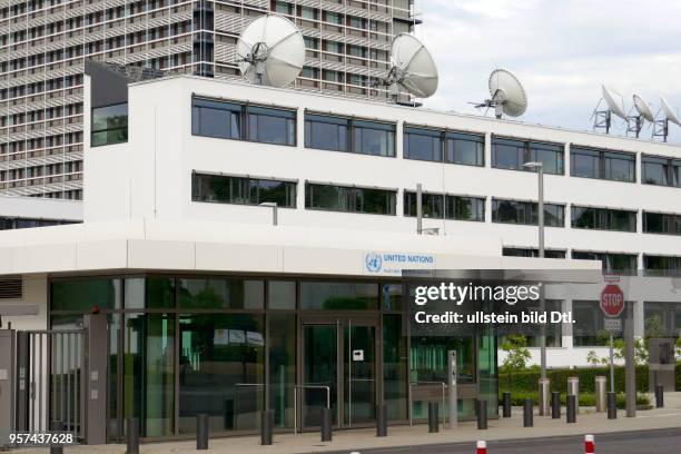 Pförtnerhaus zum UN-Campus und Funkhaus der Deutschen Welle im alten Bonner Regierungsviertel