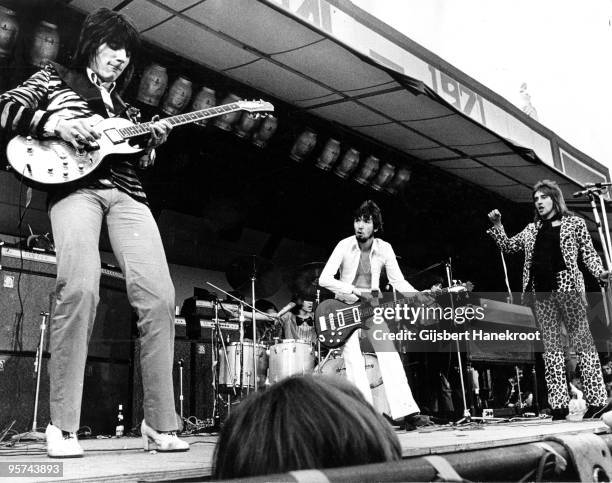 The Faces perform live on stage at the Oval Cricket Ground on September 18 1971 L-R Ron Wood, Kenney Jones, Ronnie Lane, Ian McLagan, Rod Stewart