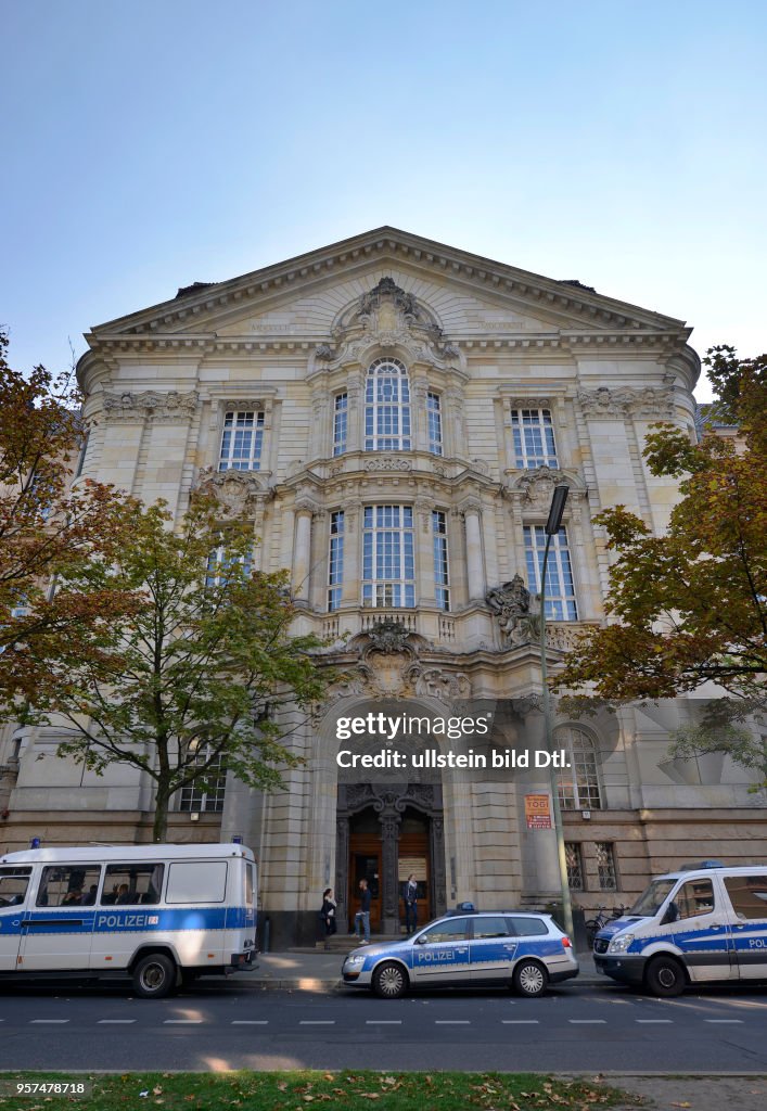 Kriminalgericht Turmstrasse Moabit Berlin Deutschland News Photo kriminalgericht-turmstrasse-moabit-berlin-deutschland-news-photo
