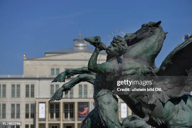 Mendebrunnen, Opernhaus, Augustplatz, Leipzig, Sachsen, Deutschland