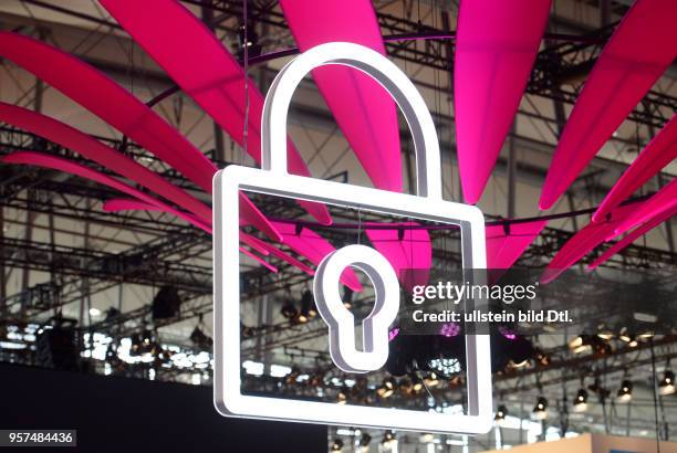 Symbol, Sicherheit, Deutsche Telekom, Cebit, Hannover, Niedersachsen, Deutschland