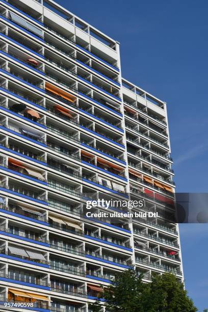 Plattenbau, Leipziger Strasse, Mitte, Berlin, Deutschland