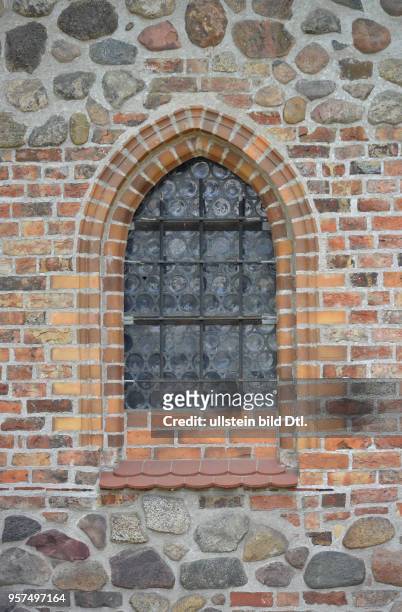 Fenster, Dorfkirche, Stralau, Friedrichshain, Berlin, Deutschland