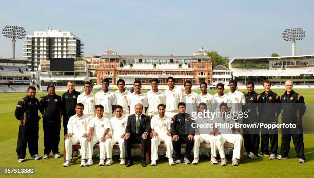 The Bangladesh cricket squad before the 1st Test match between England and Bangladesh at Lord's Cricket Ground, London, 25th May 2010. Players are :...