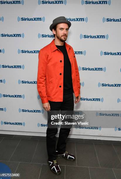 Actor Dan Stevens visits SiriusXM Studios on May 11, 2018 in New York City.