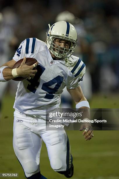 Tight end Dallas Clark of the Indianapolis Colts carries the ball during a NFL game against the Jacksonville Jaguars on December 17, 2009 at...