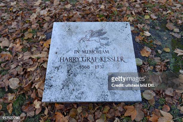 Harry Graf Kessler, Grab, Alter St.-Matthaeus-Kirchhof, Schoeneberg, Berlin, Deutschland