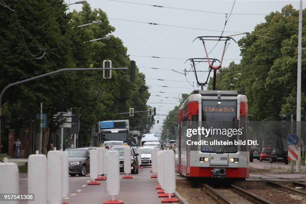 Baubeginn und Einrichtung der Mega Baustelle Merseburger straße in Halle Saale