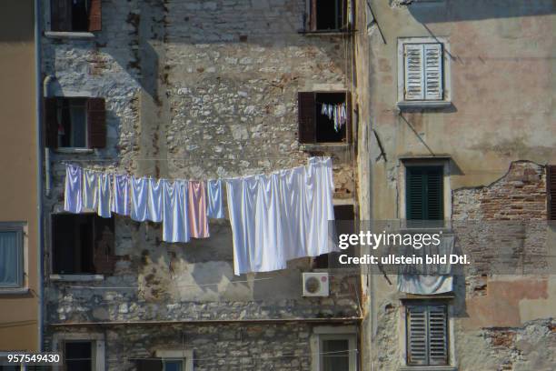 Kroatien Istrien Rovinj Rovigno Ansicht Stadtansicht Wäscheleine Wäsche