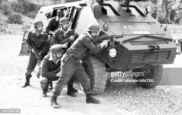 Practical shooting of the police and special group GSG 9 in a quarry on 15.6.1979 at Menden