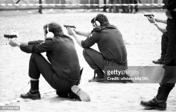 Practical shooting of the police and special group GSG 9 in a quarry on 15.6.1979 at Menden