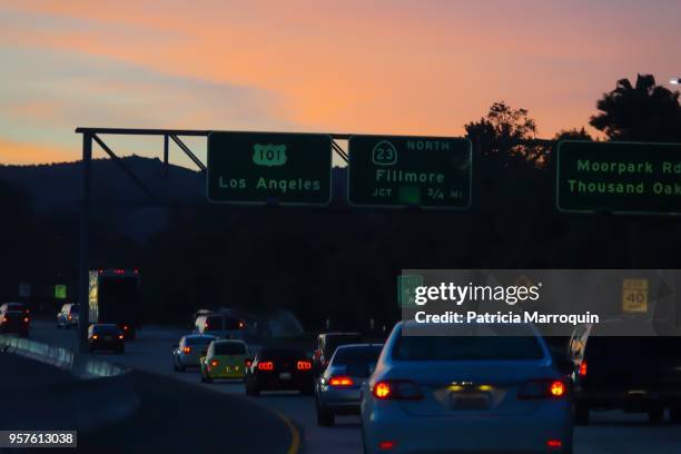 sunrise commute on 101 freeway - 101 freeway bildbanksfoton och bilder