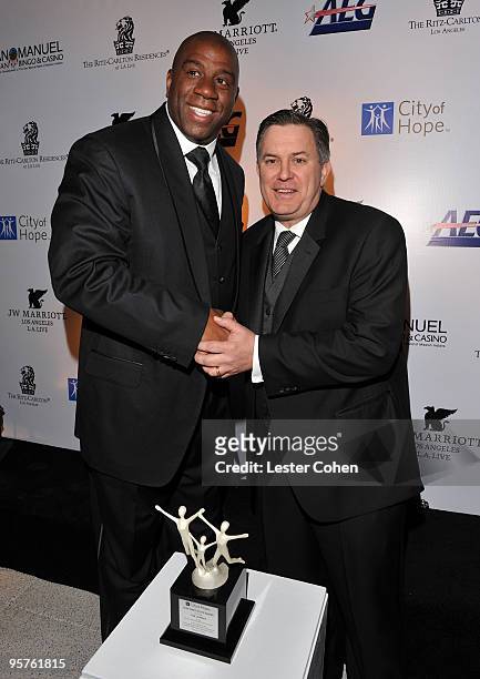 Former NBA Player Earvin "Magic" Johnson and Honoree AEG President and CEO Tim Leiweke attends City Of Hope's "Spirit Of Life" Award Dinner Gala held...