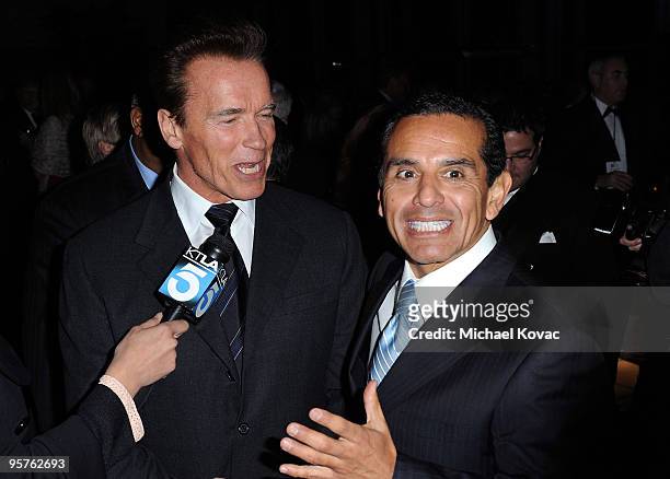 Governor of California Arnold Schwarzenegger and City of Los Angeles Mayor Antonio Villaraigosa chat at the City Of Hope's "Spirit Of Life" Award...