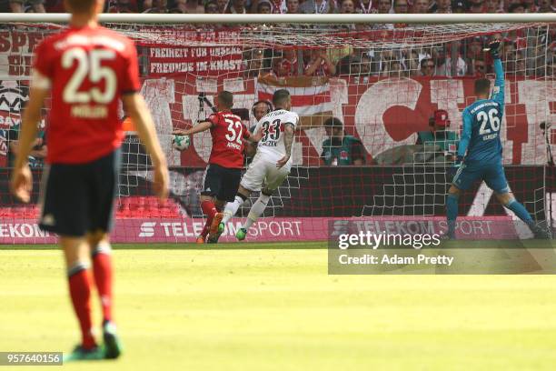 Daniel Ginczek of Stuttgart scores a goal to make it 0:1 during the Bundesliga match between FC Bayern Muenchen and VfB Stuttgart at Allianz Arena on...