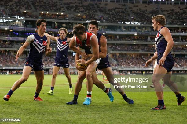 Bailey Banfield of the Dockers tackles Jack Steele of the Saints during the round eight AFL match between the Fremantle Dockers and the St Kilda...