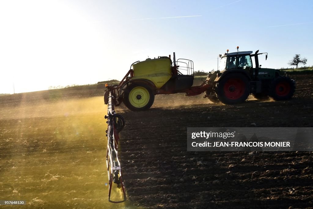 FRANCE-EU-AGRICULTURE-GLYPHOSATE