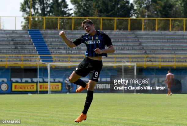 Andrea Adorante of FC Internazionale celebrates after scoring the second goal during the Primavera Serie A match between FC Internazionale U19 and...