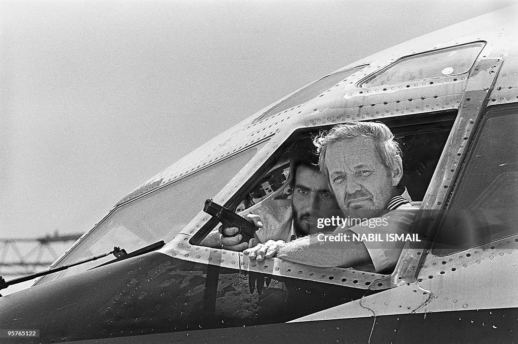 Test Rake TWA Boeing 727 captain John L. Testrake from Richmond, Missouri ...