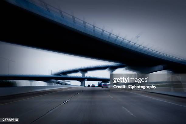 carrera de carretera - carrera de coches trucados fotografías e imágenes de stock