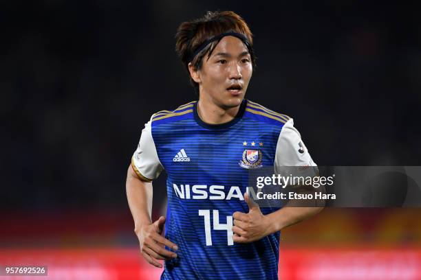 Jun Amano of Yokohama F.Marinos in action during the J.League J1 match between Yokohama F.Marinos and Gamba Osaka at Nissan Stadium on May 12, 2018...