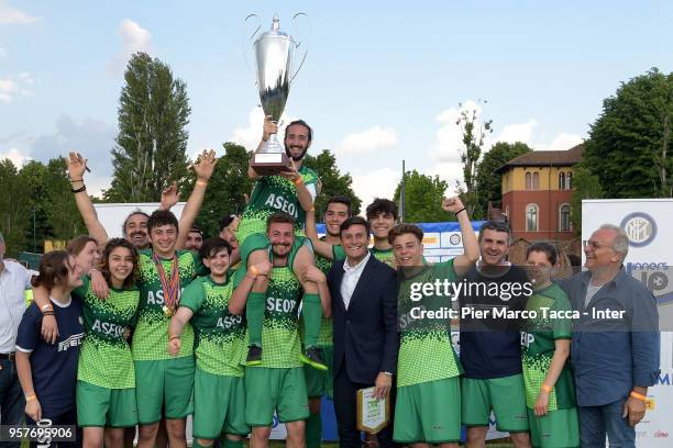 President of FC Internazionale Javier Zanetti poses with winning team of FC Internazionale 2018 Winners Cup during on May 12, 2018 in Milan, Italy.