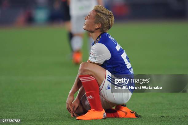 Ryosuke Yamanaka of Yokohama F.Marinos gestures during the J.League J1 match between Yokohama F.Marinos and Gamba Osaka at Nissan Stadium on May 12,...