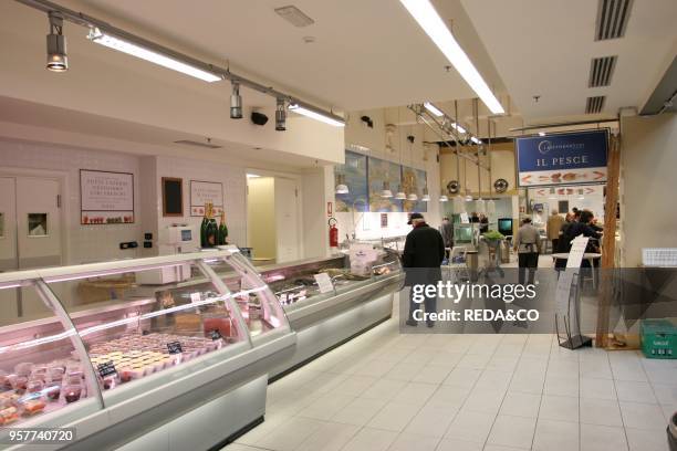 Take away. Eataly foodstore. Nizza 230 street. Turin. Italy.