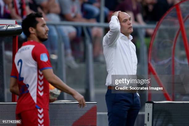 Coach Jurgen Streppel of SC Heerenveen during the Dutch Eredivisie match between FC Utrecht v SC Heerenveen at the Stadium Galgenwaard on May 12,...