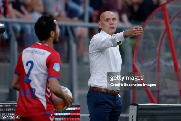 Coach Jurgen Streppel of SC Heerenveen during the Dutch Eredivisie match between FC Utrecht v SC Heerenveen at the Stadium Galgenwaard on May 12,...