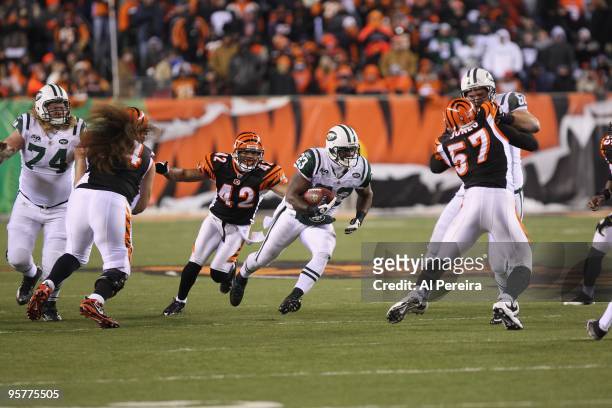 Running Back Shonn Greene of the New York Jets has a long run against the Cincinnati Bengals during their Wildcard Playoff game at Paul Brown Stadium...