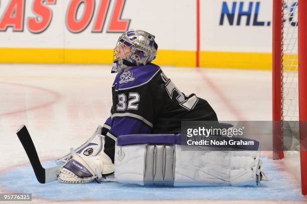 Jonathan Quick of the Los Angeles Kings stretches in goal against the Detroit Red Wings on January 7, 2010 at Staples Center in Los Angeles,...