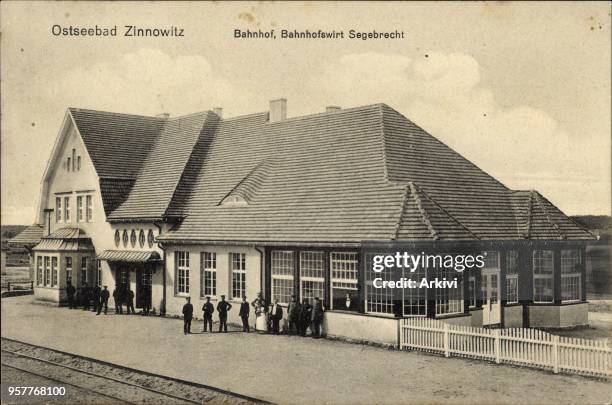 Ak Ostseebad Zinnowitz Usedom, Bahnhof, Gleisseite, Bahnhofswirt Segebrecht