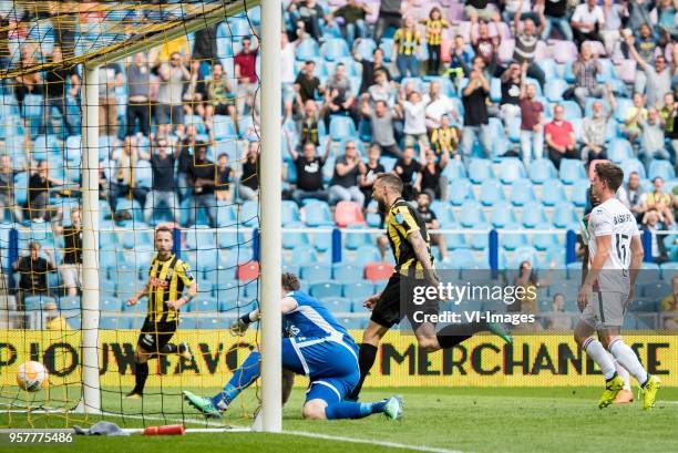 Goalkeeper Indy Groothuizen of ADO Den Haag, Tim Matavz of Vitesse during the Dutch Eredivisie play-offs match between Vitesse Arnhem and ADO Den...