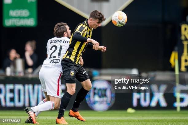 Mason Mount of Vitesse, Edouard Duplan of ADO Den Haag during the Dutch Eredivisie play-offs match between Vitesse Arnhem and ADO Den Haag at...