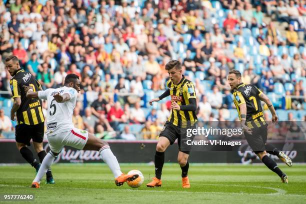 Tim Matavz of Vitesse, Wilfried Kanon of ADO Den Haag, Mason Mount of Vitesse, Roy Beerens of Vitesse during the Dutch Eredivisie play-offs match...