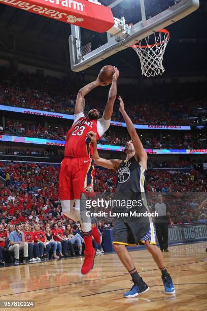 Anthony Davis of the New Orleans Pelicans shoots the ball against the Golden State Warriors during Game Three of the Western Conference Semi Finals...