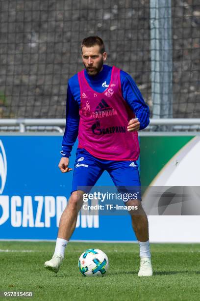 Guido Burgstaller of Schalke controls the ball during a training session at the FC Schalke 04 Training center on May 2, 2018 in Gelsenkirchen,...