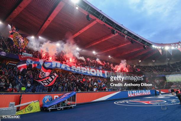 Fans of PSG during the Ligue 1 match between Paris Saint Germain and Stade Rennes at Parc des Princes on May 12, 2018 in Paris, .