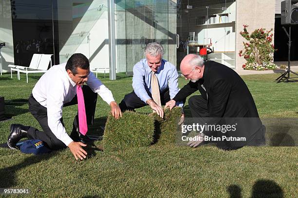 Mayor Antonio Villaraigosa, Councilman Paul Krekorian and WET CEO Mark Fuller attend the unveiling of WET's new facility at Idea Playground on...