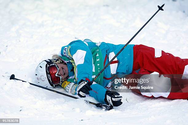 Michelle Roarke of the USA falls after crossing the finish line during the Ladies Mogul finals of the 2010 Freestyle FIS World Cup on January 14,...